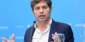 Kicillof pide apoyo para tomar deuda y la Legislatura lo trataría otra vez el miércoles