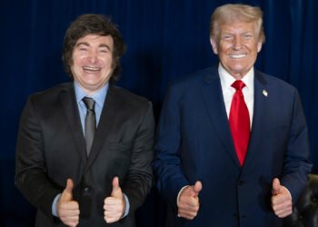 Geopolítica del Dólar: Washington quiere a Argentina como aliado clave en el Sur y presiona al FMI.