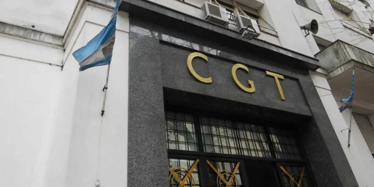 Tensión Gremial: La “modernización” divide aguas y aísla al kirchnerismo sindical.