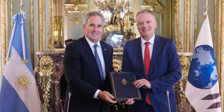 Transparencia Global: La OCDE califica la nueva ley argentina como un “hito de integridad”.