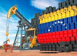 El precio del petróleo tuvo una leve baja y advierten una caída mayor a largo plazo por los cambios en Venezuela