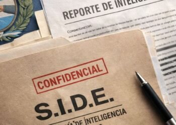 SIDE desclasifica 17 documentos e impulsa la apertura de archivos históricos.