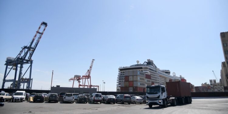 Argentina Aumentará Sus Exportaciones, A Pesar de la Caída del 40% en el Número de Empresas Exportadoras en 20 Años