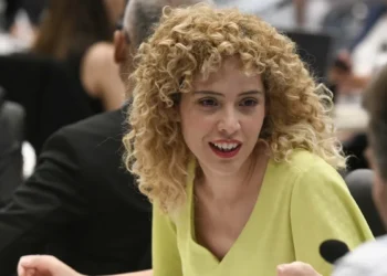 Lourdes Arrieta profundiza su denuncia por la crisis de IOSFA y habla de “sufrimiento silencioso”.
