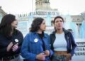 La explosiva frase de Mayra Mendoza durante la movilización por la universidad: “Cristina está secuestrada”.