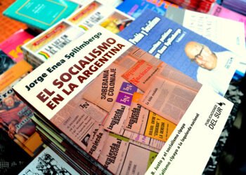 El Socialismo exige “reconstruir el país” y endurece su postura contra el gobierno de Milei.