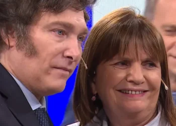 Patricia Bullrich reafirma su posición en el espacio libertario mientras sus seguidores expresan lealtad