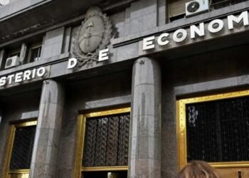 El Gobierno busca captar US$150 millones en el mercado para el pago de la deuda