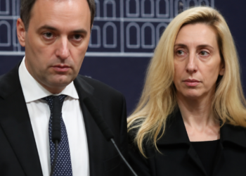 Investigación sobre Adorni y su esposa por presunto lavado de dinero