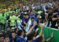 Intensa rivalidad: hinchas argentinos y brasileños se cruzaron en la antesala del partido contra Egipto