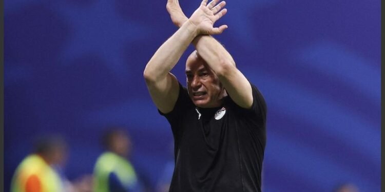 El significado del gesto del entrenador egipcio hacia el árbitro en el Mundial 2026