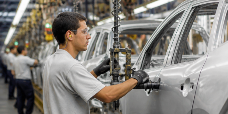 La actividad económica registró un crecimiento del 1,9% en junio