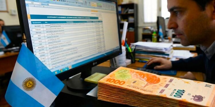 Fechas de pago de salarios para empleados estatales de Buenos Aires en agosto de 2026
