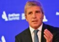 Luis Caputo descartó asistencia estatal para las familias endeudadas: “Es un tema entre privados y cada uno debe hacerse cargo”