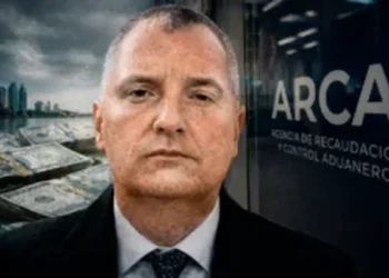 El titular de la ARCA reporta un incremento patrimonial de $383 millones pero omite propiedades en Estados Unidos