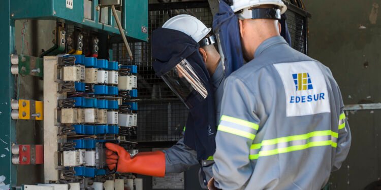 Después de más de dos meses, se restablece el servicio eléctrico en Almagro y Villa Crespo, tras denuncias y nuevas obras