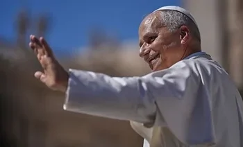 El Gobierno se reunirá con la Iglesia para definir feriados o asuetos por la visita del Papa