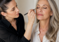 Consejos de María Sánchez para un maquillaje adecuado a partir de los 50 años